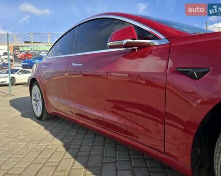 Красный Тесла Модель 3, объемом двигателя 0 л и пробегом 100 тыс. км за 17500 $, фото 3 на Automoto.ua