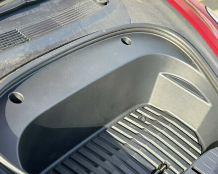 Красный Тесла Модель 3, объемом двигателя 0 л и пробегом 97 тыс. км за 19999 $, фото 19 на Automoto.ua