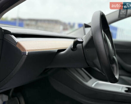 Красный Тесла Модель 3, объемом двигателя 0 л и пробегом 85 тыс. км за 22999 $, фото 11 на Automoto.ua