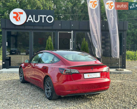 Красный Тесла Модель 3, объемом двигателя 0 л и пробегом 102 тыс. км за 18750 $, фото 2 на Automoto.ua