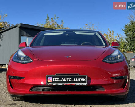 Тесла Модель 3 2020 у Луцьку на Automoto.ua Червоний Тесла Модель 3, об'ємом двигуна 0 л та пробігом 120 тис. км за 18500 $, фото 1 на Automoto.ua