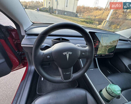 Красный Тесла Модель 3, объемом двигателя 0 л и пробегом 109 тыс. км за 20800 $, фото 13 на Automoto.ua