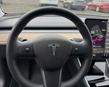 Красный Тесла Модель 3, объемом двигателя 0 л и пробегом 120 тыс. км за 18500 $, фото 26 на Automoto.ua