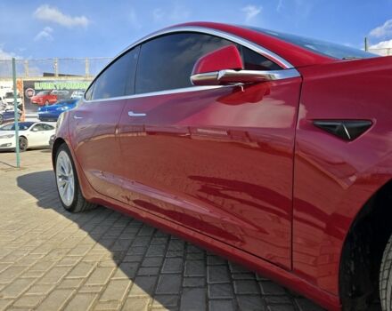 Красный Тесла Модель 3, объемом двигателя 0 л и пробегом 100 тыс. км за 18000 $, фото 3 на Automoto.ua