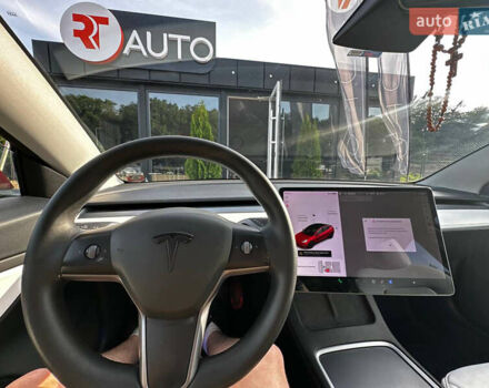Красный Тесла Модель 3, объемом двигателя 0 л и пробегом 102 тыс. км за 18750 $, фото 10 на Automoto.ua