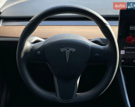 Тесла Модель 3 2020 у Луцьку на Automoto.ua Червоний Тесла Модель 3, об'ємом двигуна 0 л та пробігом 120 тис. км за 18500 $, фото 49 на Automoto.ua