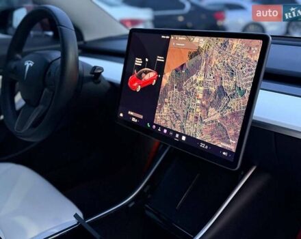 Красный Тесла Модель 3, объемом двигателя 0 л и пробегом 140 тыс. км за 21000 $, фото 21 на Automoto.ua