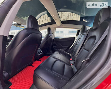 Червоний Тесла Модель 3, об'ємом двигуна 0 л та пробігом 80 тис. км за 22500 $, фото 13 на Automoto.ua