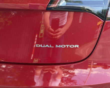 Красный Тесла Модель 3, объемом двигателя 0 л и пробегом 73 тыс. км за 33900 $, фото 3 на Automoto.ua