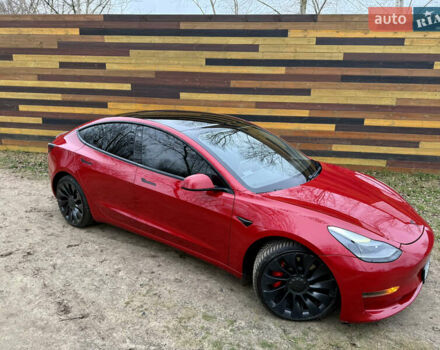 Червоний Тесла Модель 3, об'ємом двигуна 0 л та пробігом 145 тис. км за 18999 $, фото 1 на Automoto.ua