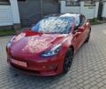 Красный Тесла Модель 3, объемом двигателя 0 л и пробегом 64 тыс. км за 23000 $, фото 1 на Automoto.ua