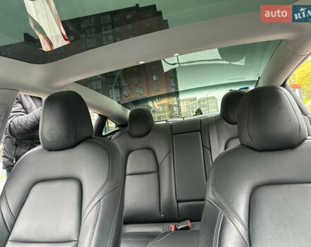 Тесла Модель 3 2021 у Черкасах на Automoto.ua Червоний Тесла Модель 3, об'ємом двигуна 0 л та пробігом 57 тис. км за 20200 $, фото 9 на Automoto.ua