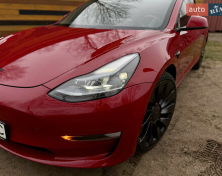 Червоний Тесла Модель 3, об'ємом двигуна 0 л та пробігом 145 тис. км за 18999 $, фото 3 на Automoto.ua