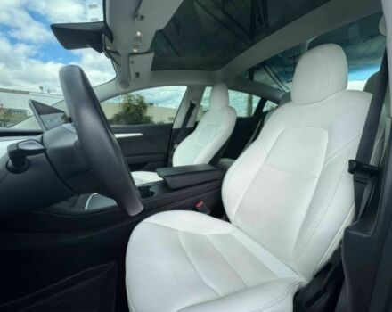 Красный Тесла Модель 3, объемом двигателя 0 л и пробегом 19 тыс. км за 6200 $, фото 7 на Automoto.ua