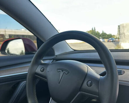 Красный Тесла Модель 3, объемом двигателя 0 л и пробегом 86 тыс. км за 21900 $, фото 20 на Automoto.ua