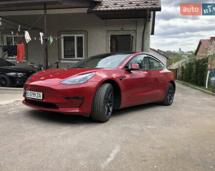 Красный Тесла Модель 3, объемом двигателя 0 л и пробегом 40 тыс. км за 32999 $, фото 1 на Automoto.ua