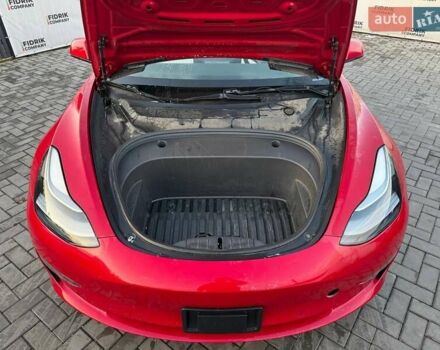 Красный Тесла Модель 3, объемом двигателя 0 л и пробегом 187 тыс. км за 13600 $, фото 7 на Automoto.ua