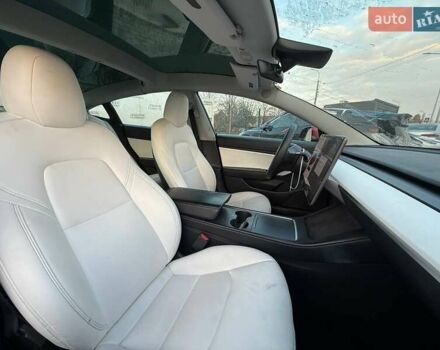 Красный Тесла Модель 3, объемом двигателя 0 л и пробегом 187 тыс. км за 13600 $, фото 18 на Automoto.ua