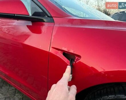 Красный Тесла Модель 3, объемом двигателя 0 л и пробегом 187 тыс. км за 13600 $, фото 11 на Automoto.ua