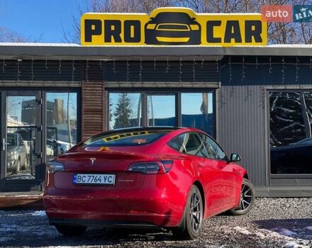 Красный Тесла Модель 3, объемом двигателя 0 л и пробегом 147 тыс. км за 18900 $, фото 2 на Automoto.ua