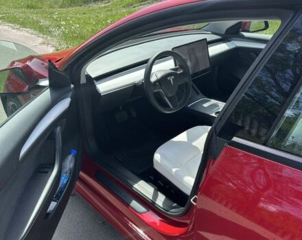 Красный Тесла Модель 3, объемом двигателя 0 л и пробегом 114 тыс. км за 21600 $, фото 12 на Automoto.ua