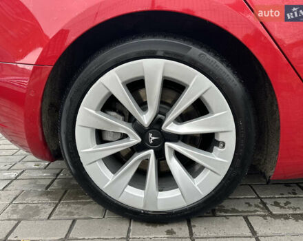 Тесла Модель 3 2021 у Черкасах на Automoto.ua Червоний Тесла Модель 3, об'ємом двигуна 0 л та пробігом 57 тис. км за 20200 $, фото 7 на Automoto.ua