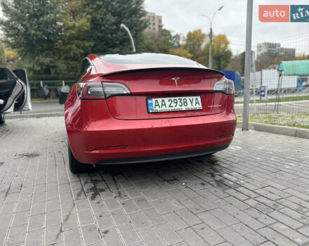 Тесла Модель 3 2021 у Черкасах на Automoto.ua Червоний Тесла Модель 3, об'ємом двигуна 0 л та пробігом 57 тис. км за 20200 $, фото 4 на Automoto.ua