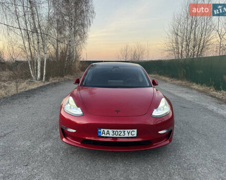Красный Тесла Модель 3, объемом двигателя 0 л и пробегом 37 тыс. км за 23900 $, фото 1 на Automoto.ua