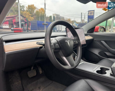 Тесла Модель 3 2021 у Черкасах на Automoto.ua Червоний Тесла Модель 3, об'ємом двигуна 0 л та пробігом 57 тис. км за 20200 $, фото 13 на Automoto.ua