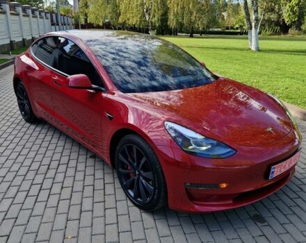 Красный Тесла Модель 3, объемом двигателя 0 л и пробегом 64 тыс. км за 23000 $, фото 4 на Automoto.ua
