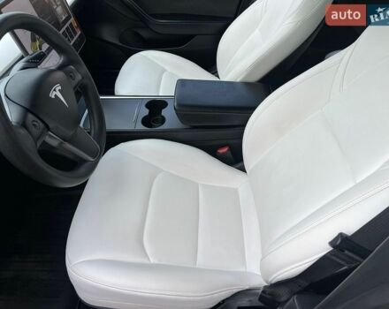 Красный Тесла Модель 3, объемом двигателя 0 л и пробегом 128 тыс. км за 17900 $, фото 29 на Automoto.ua