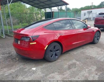 Красный Тесла Модель 3, объемом двигателя 0 л и пробегом 42 тыс. км за 7800 $, фото 3 на Automoto.ua