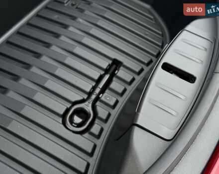 Тесла Модель 3 2021 в Дрогобыче на Automoto.ua Красный Тесла Модель 3, объемом двигателя 0 л и пробегом 145 тыс. км за 19599 $, фото 51 на Automoto.ua
