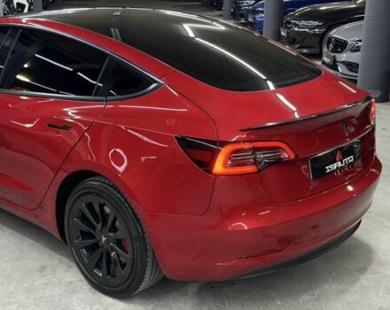Червоний Тесла Модель 3, об'ємом двигуна 0 л та пробігом 43 тис. км за 22900 $, фото 13 на Automoto.ua