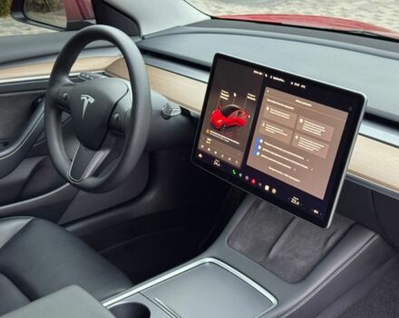 Червоний Тесла Модель 3, об'ємом двигуна 0 л та пробігом 65 тис. км за 21500 $, фото 9 на Automoto.ua