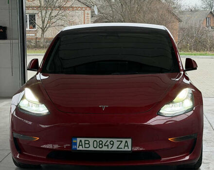 Красный Тесла Модель 3, объемом двигателя 0 л и пробегом 96 тыс. км за 18900 $, фото 1 на Automoto.ua