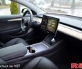 Красный Тесла Модель 3, объемом двигателя 0.37 л и пробегом 12 тыс. км за 21400 $, фото 6 на Automoto.ua