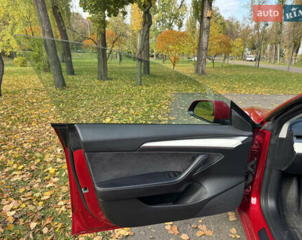 Червоний Тесла Модель 3, об'ємом двигуна 0 л та пробігом 108 тис. км за 19800 $, фото 20 на Automoto.ua