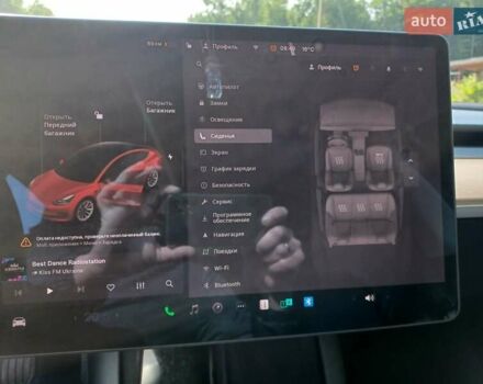 Червоний Тесла Модель 3, об'ємом двигуна 0 л та пробігом 207 тис. км за 16500 $, фото 24 на Automoto.ua