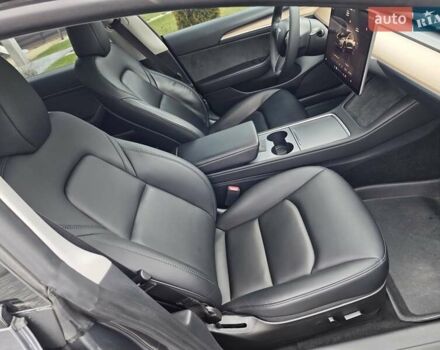 Червоний Тесла Модель 3, об'ємом двигуна 0 л та пробігом 59 тис. км за 20700 $, фото 25 на Automoto.ua