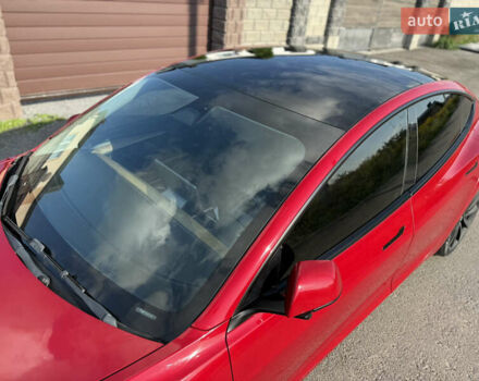 Красный Тесла Модель 3, объемом двигателя 0 л и пробегом 164 тыс. км за 17200 $, фото 25 на Automoto.ua