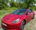 Красный Тесла Модель 3, объемом двигателя 0 л и пробегом 131 тыс. км за 19500 $, фото 1 на Automoto.ua