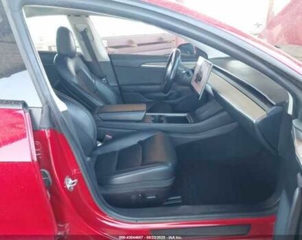 Красный Тесла Модель 3, объемом двигателя 0 л и пробегом 45 тыс. км за 14800 $, фото 4 на Automoto.ua