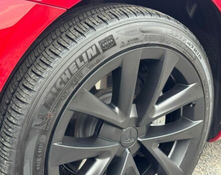 Червоний Тесла Модель 3, об'ємом двигуна 0 л та пробігом 65 тис. км за 21500 $, фото 23 на Automoto.ua