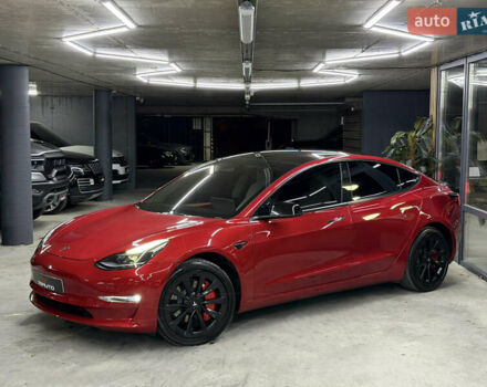 Червоний Тесла Модель 3, об'ємом двигуна 0 л та пробігом 43 тис. км за 22900 $, фото 5 на Automoto.ua