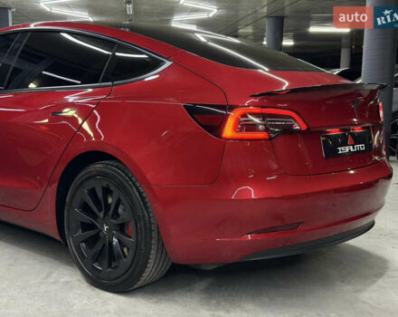Червоний Тесла Модель 3, об'ємом двигуна 0 л та пробігом 43 тис. км за 22900 $, фото 12 на Automoto.ua