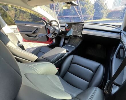 Красный Тесла Модель 3, объемом двигателя 0 л и пробегом 35 тыс. км за 22000 $, фото 8 на Automoto.ua