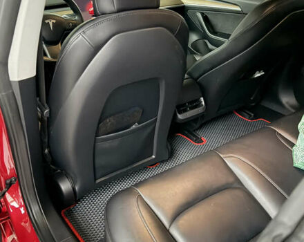 Красный Тесла Модель 3, объемом двигателя 0 л и пробегом 96 тыс. км за 18900 $, фото 16 на Automoto.ua