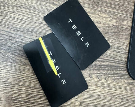 Тесла Модель 3 2022 в Виннице на Automoto.ua Красный Тесла Модель 3, объемом двигателя 0 л и пробегом 1 тыс. км за 25000 $, фото 14 на Automoto.ua