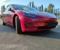 Красный Тесла Модель 3, объемом двигателя 0 л и пробегом 3 тыс. км за 31750 $, фото 1 на Automoto.ua